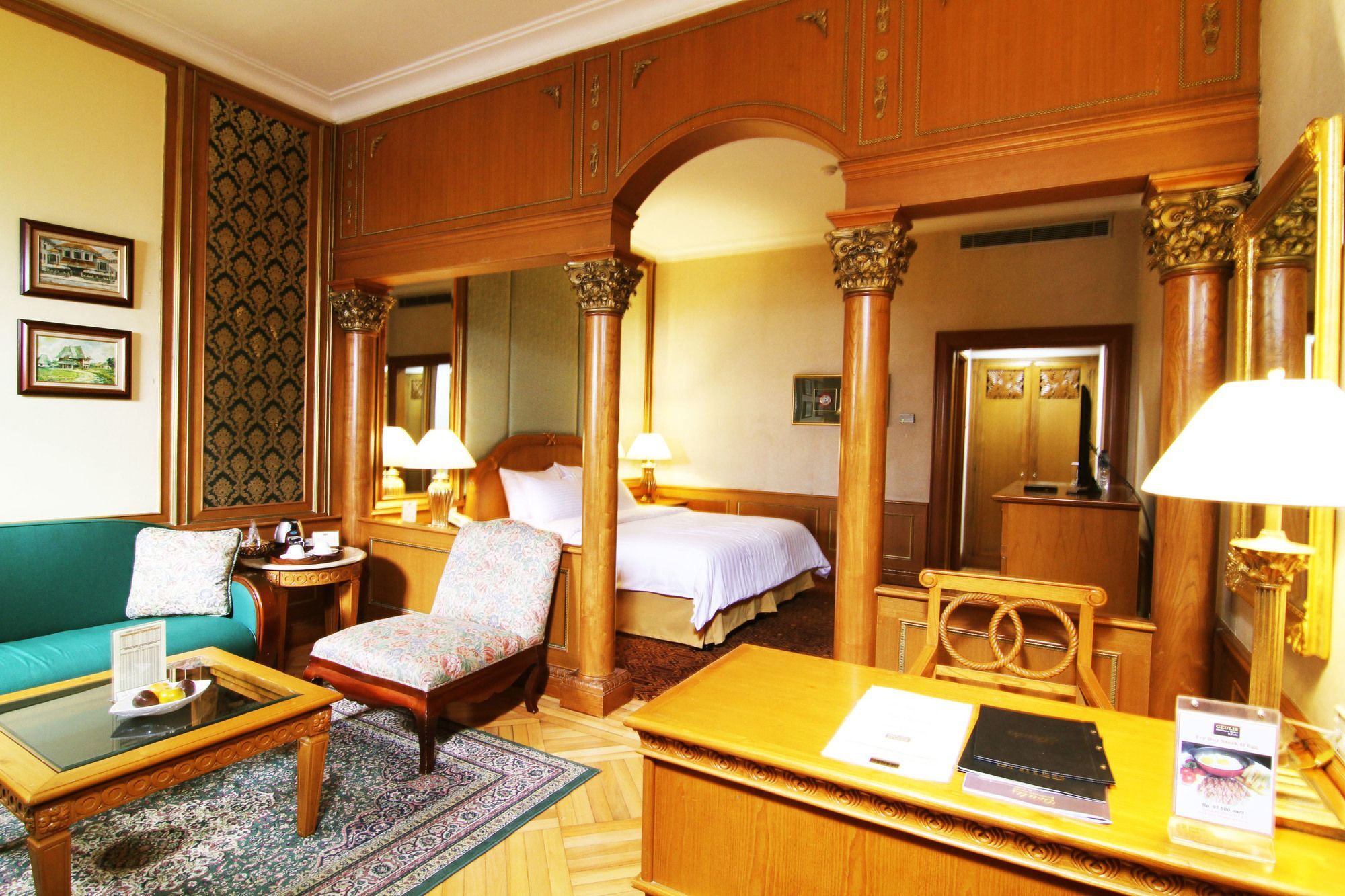 Geulis Boutique Hotel Бандунг Экстерьер фото